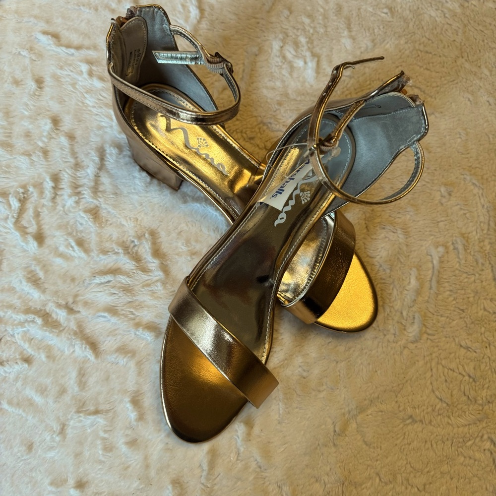 New Rosegold Strappy Heels. Nina. Size 6.